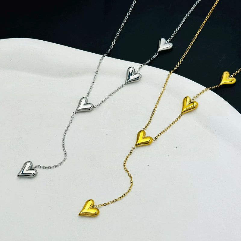 Collar con colgante de corazón