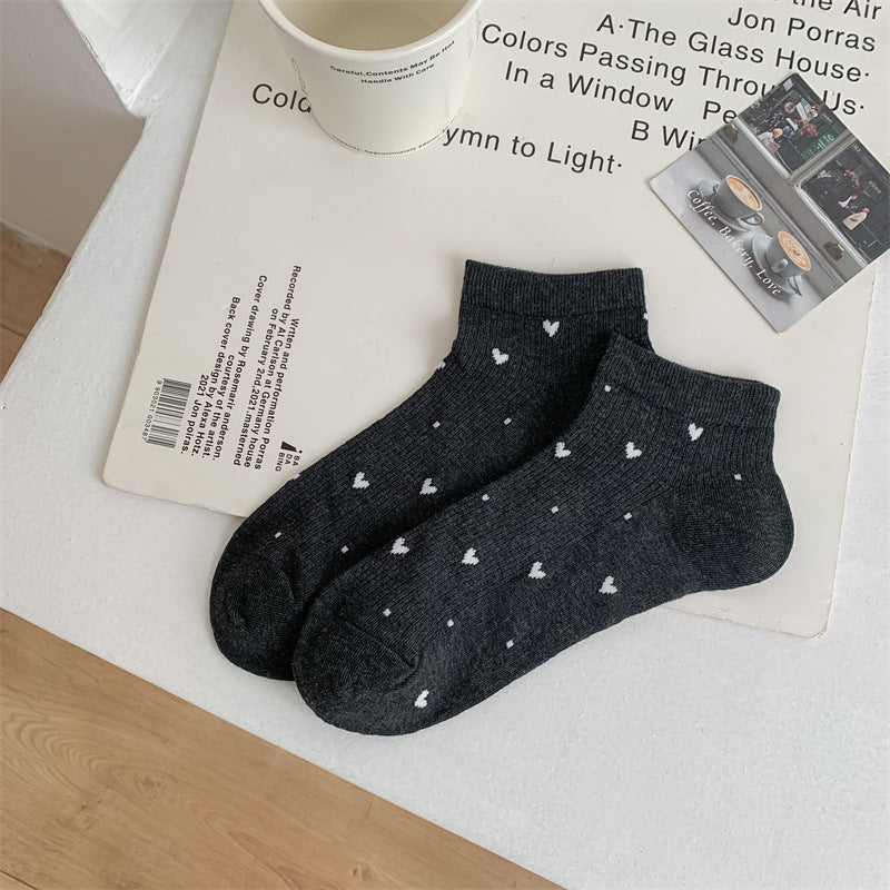 Calcetines casuales con estampado de corazones
