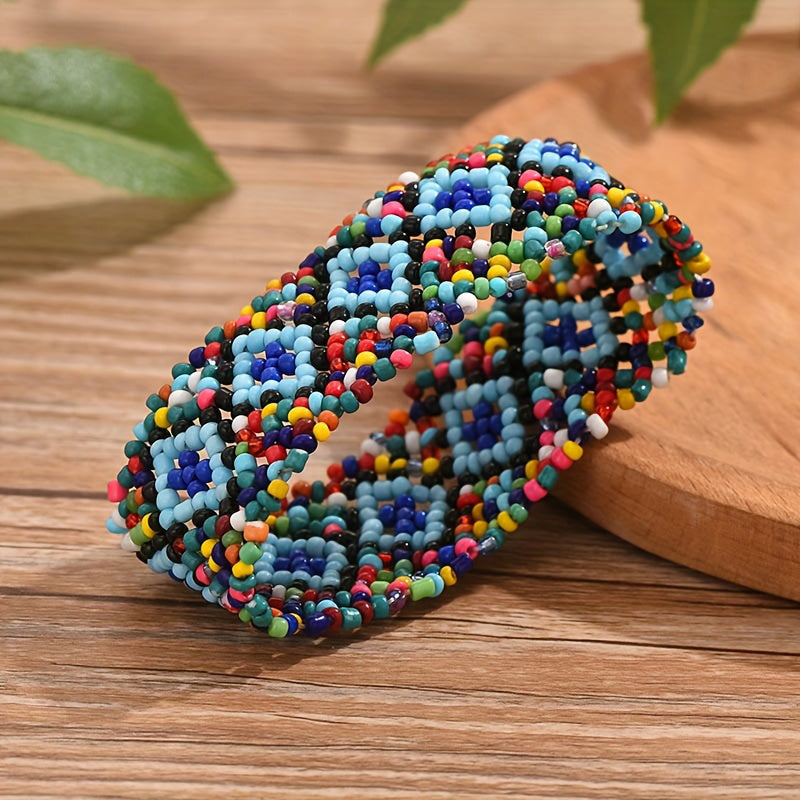 Pulsera bohemia tejida a mano