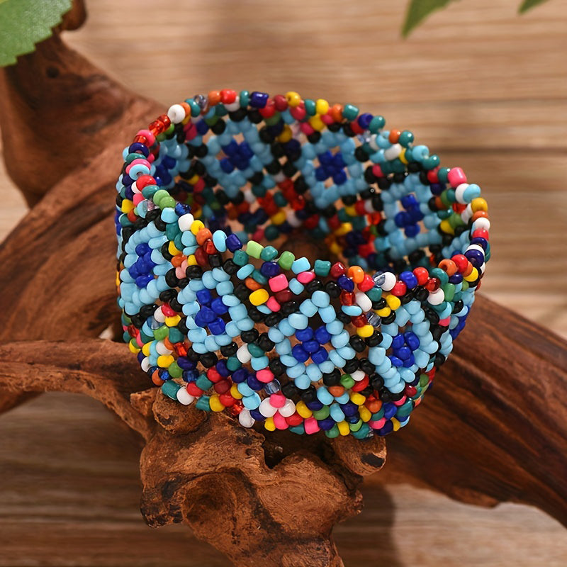 Pulsera bohemia tejida a mano