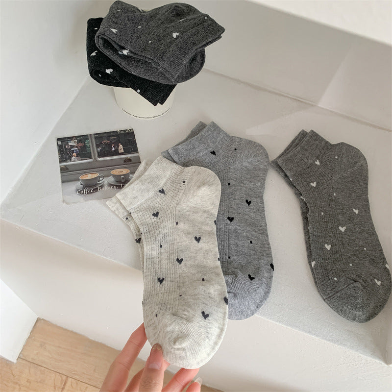 Calcetines casuales con estampado de corazones