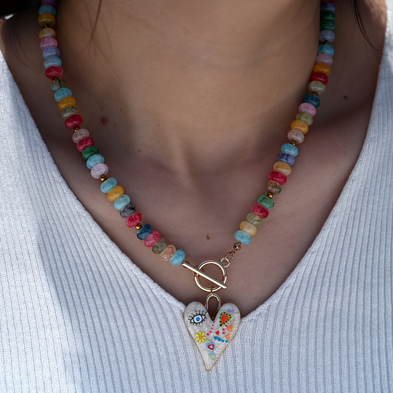 Collar de cuentas con forma de corazón