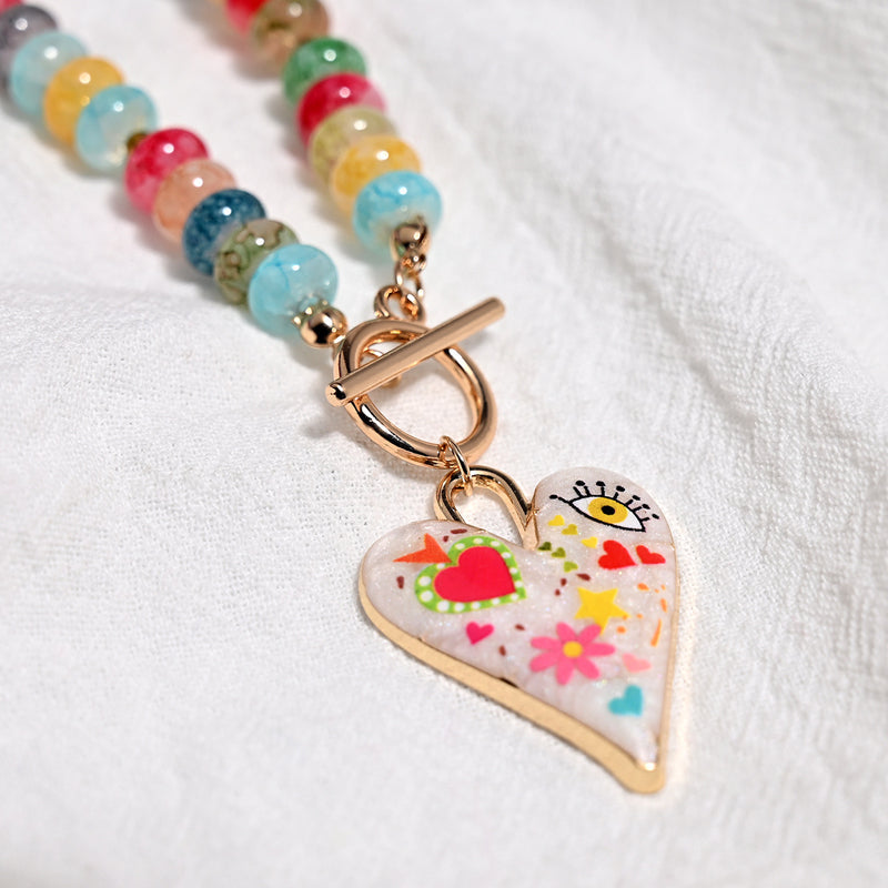 Collar de cuentas con forma de corazón