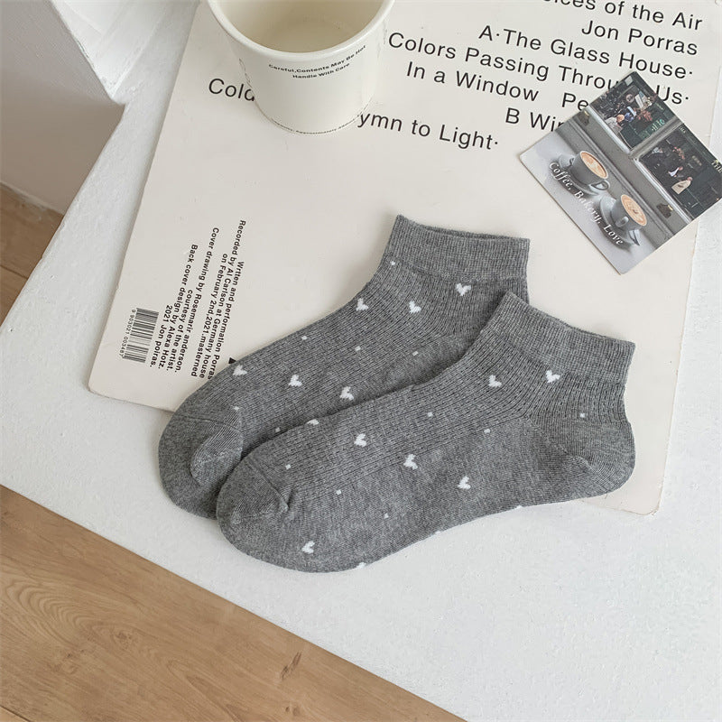 Calcetines casuales con estampado de corazones