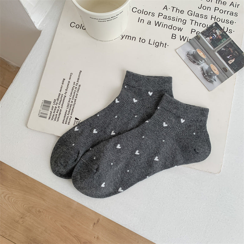 Calcetines casuales con estampado de corazones