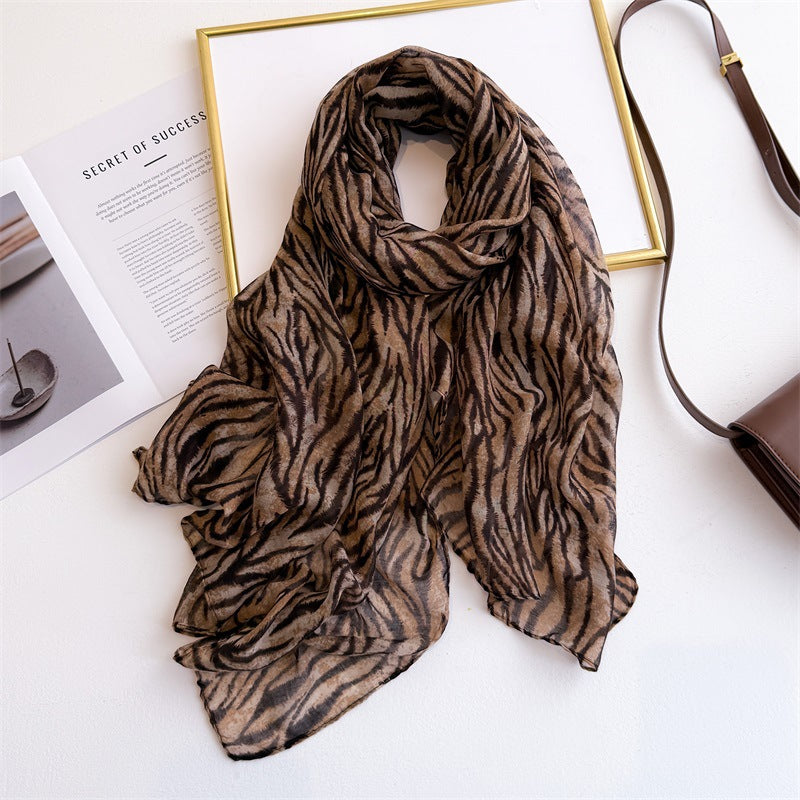 Pañuelo vintage con estampado de leopardo