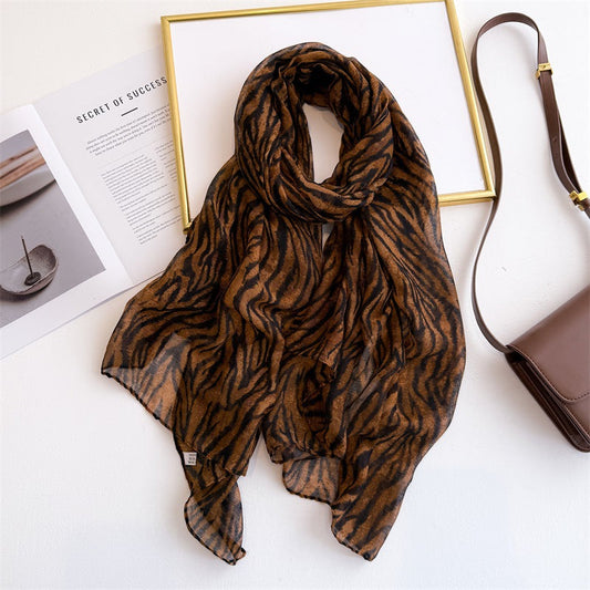 Pañuelo vintage con estampado de leopardo